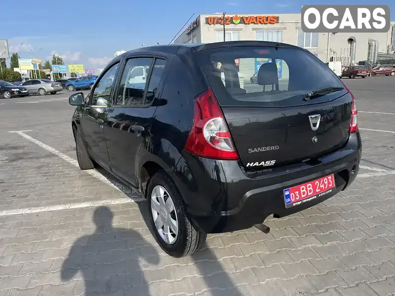 Хетчбек Dacia Sandero 2011 1.15 л. Ручна / Механіка обл. Дніпропетровська, Павлоград - Фото 1/21