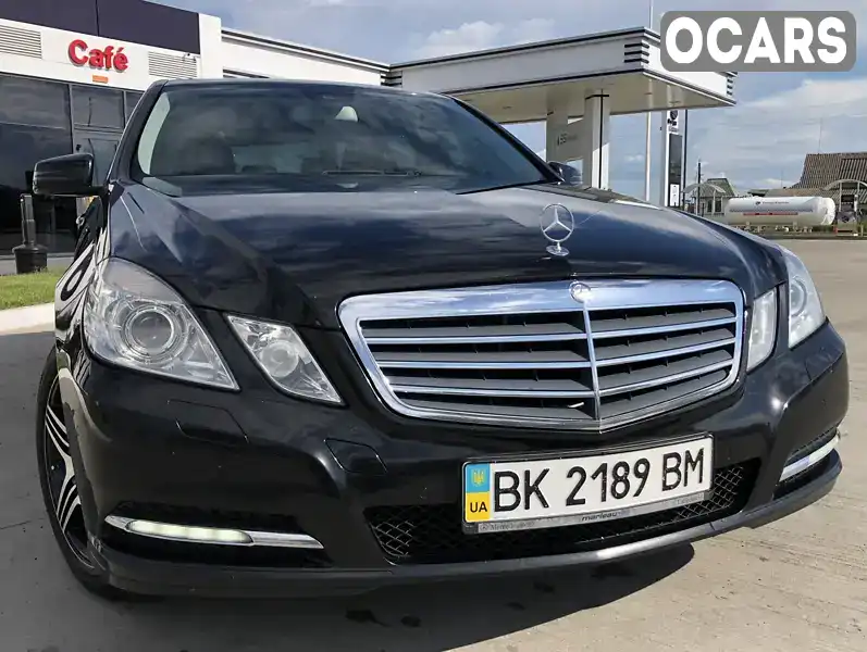 Седан Mercedes-Benz E-Class 2011 2.14 л. Автомат обл. Рівненська, Вараш (Кузнецовськ) - Фото 1/18