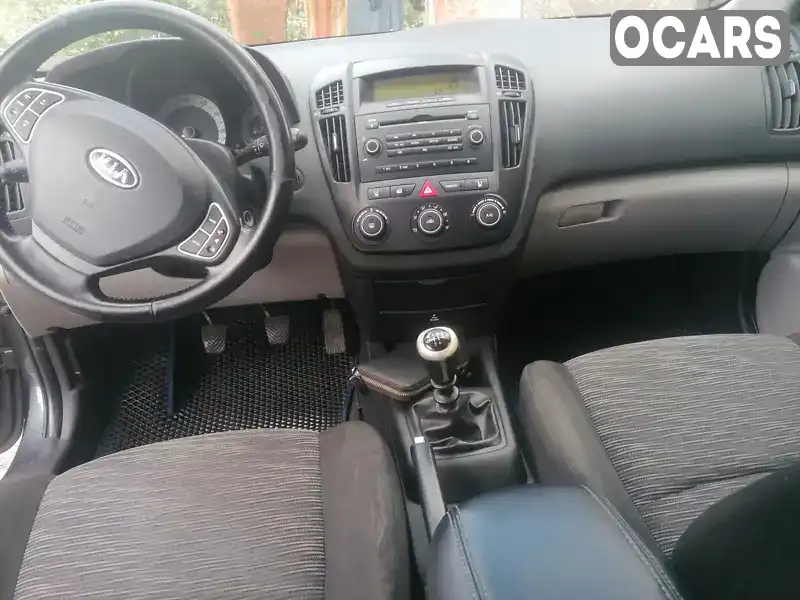 Хетчбек Kia Ceed 2009 1.4 л. Ручна / Механіка обл. Хмельницька, Полонне - Фото 1/9