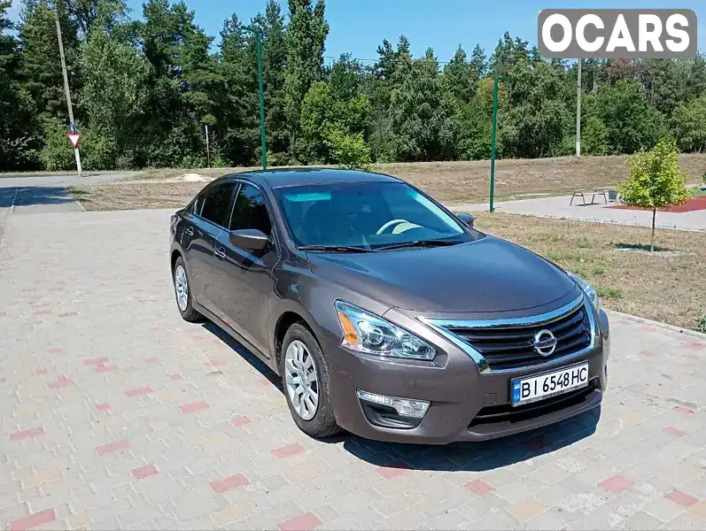 Седан Nissan Altima 2013 2.5 л. Вариатор обл. Полтавская, Полтава - Фото 1/15