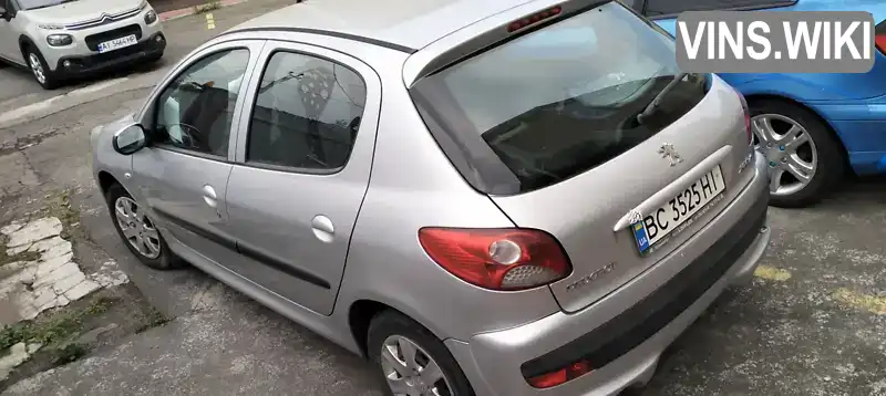 Хетчбек Peugeot 206 2011 null_content л. обл. Київська, location.city.sviatopetrivske - Фото 1/5