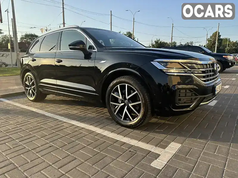 Позашляховик / Кросовер Volkswagen Touareg 2023 2.97 л. Автомат обл. Чернігівська, Чернігів - Фото 1/21