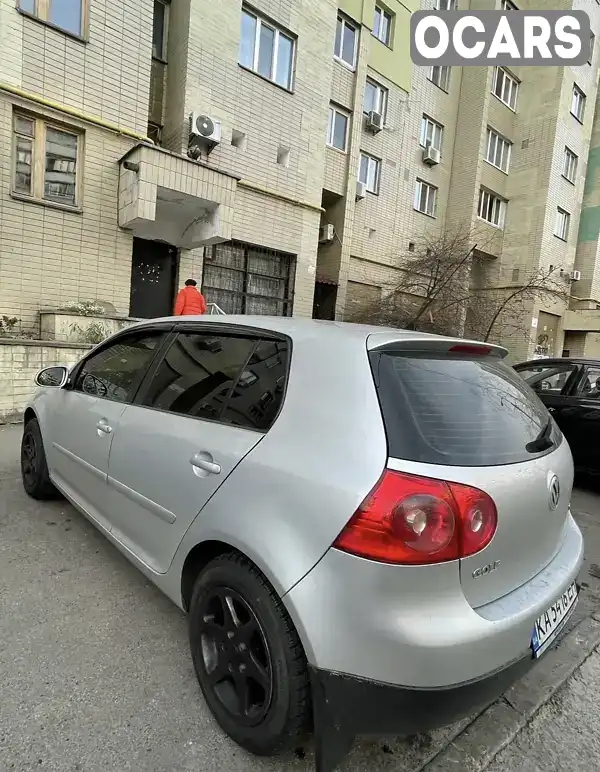 Хетчбек Volkswagen Golf 2005 1.6 л. Автомат обл. Київська, Бровари - Фото 1/10