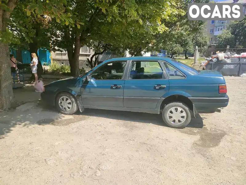 WVWZZZ31ZJE002776 Volkswagen Passat 1988 Седан  Фото 6