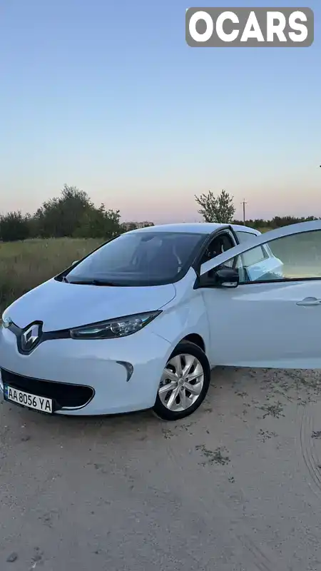 Хетчбек Renault Zoe 2015 null_content л. Автомат обл. Київська, Васильків - Фото 1/21