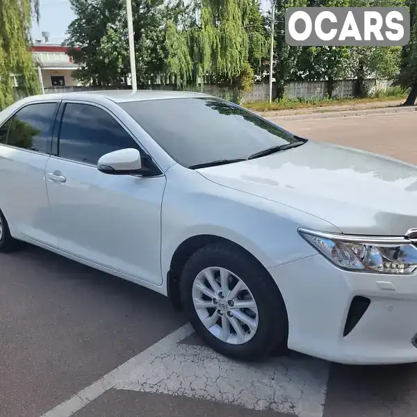 Седан Toyota Camry 2015 2.5 л. Автомат обл. Житомирська, Житомир - Фото 1/13