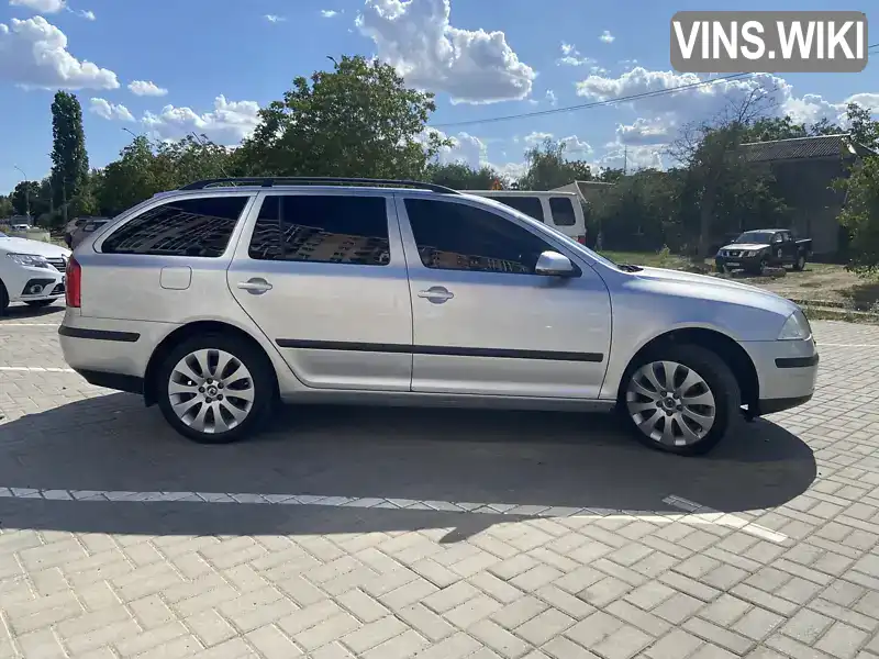 Універсал Skoda Octavia 2008 1.6 л. Ручна / Механіка обл. Миколаївська, Миколаїв - Фото 1/18