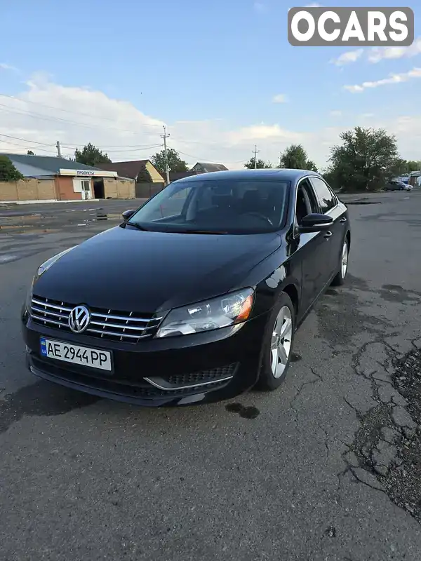 Седан Volkswagen Passat 2013 1.97 л. Автомат обл. Дніпропетровська, Новомосковськ - Фото 1/12