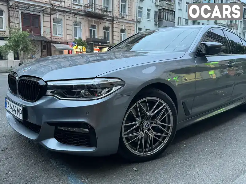 WBAJB51080WC73212 BMW 5 Series 2018 Седан 3 л. Фото 1