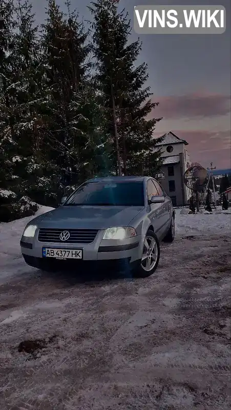 Седан Volkswagen Passat 2002 1.6 л. Ручна / Механіка обл. Київська, Київ - Фото 1/20