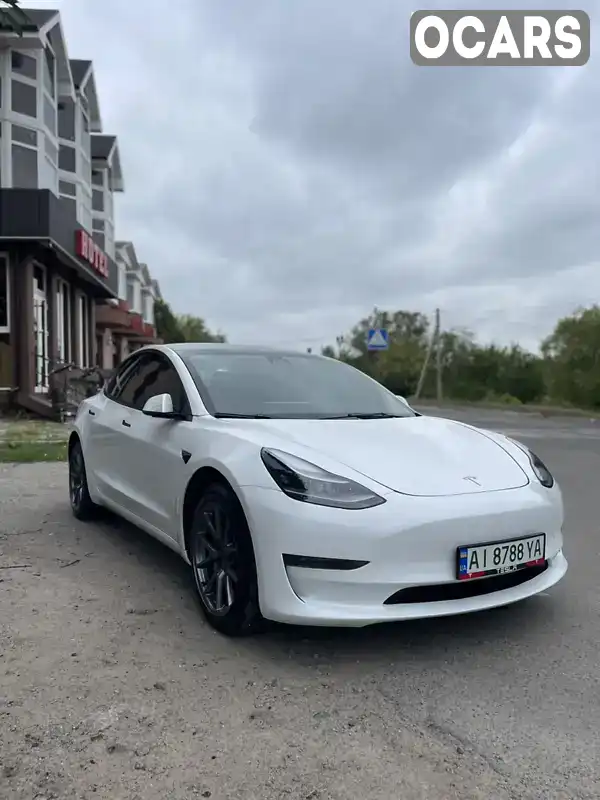 Седан Tesla Model 3 2023 null_content л. обл. Черкаська, Умань - Фото 1/12