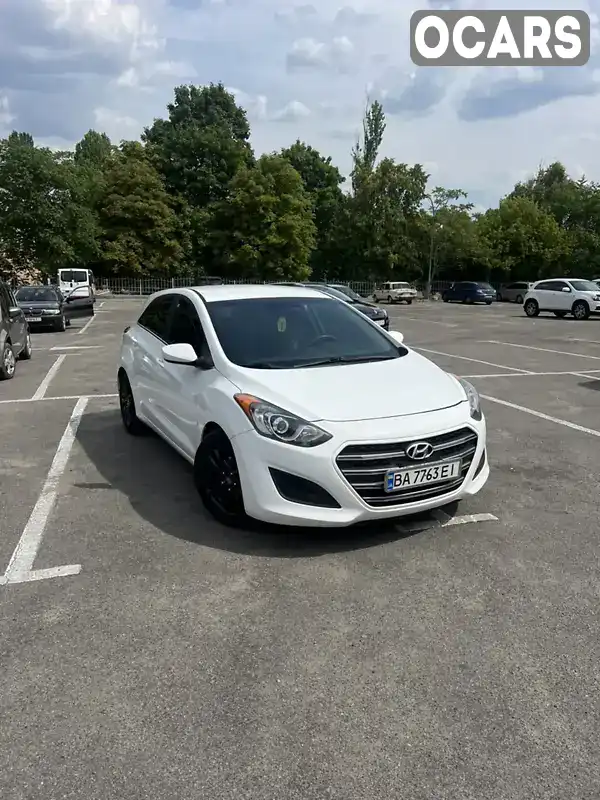 KMHD35LH2GU300662 Hyundai Elantra 2015 Хэтчбек 2 л. Фото 1