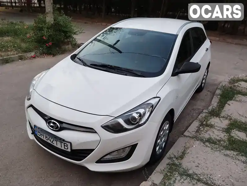 Універсал Hyundai i30 2013 1.4 л. Ручна / Механіка обл. Херсонська, Херсон - Фото 1/8