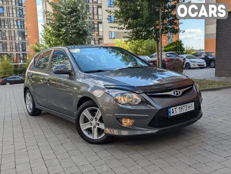 Хетчбек Hyundai i30 2011 1.6 л. Ручна / Механіка обл. Івано-Франківська, Івано-Франківськ - Фото 1/21