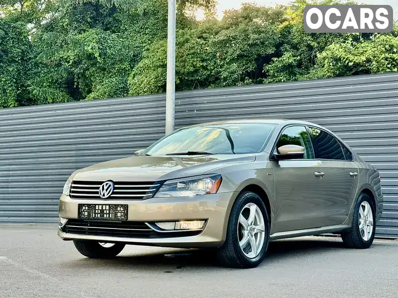 Седан Volkswagen Passat 2014 1.8 л. Автомат обл. Одеська, Одеса - Фото 1/21