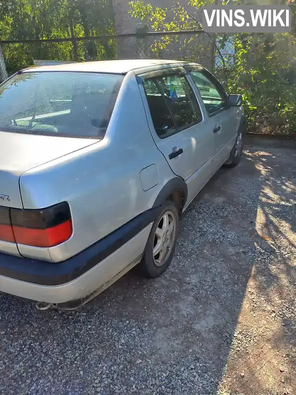 Седан Volkswagen Vento 1998 1.98 л. Ручна / Механіка обл. Івано-Франківська, Коломия - Фото 1/10