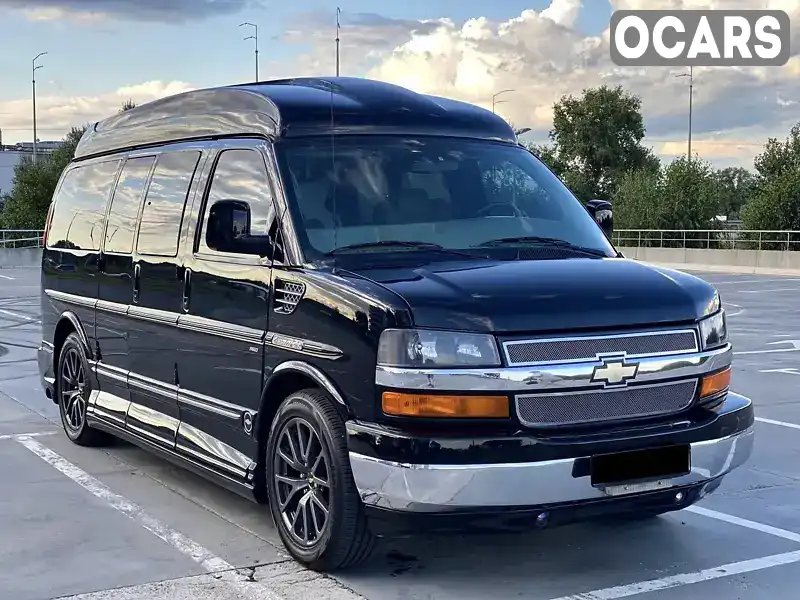 Мінівен Chevrolet Express 2011 5.3 л. Автомат обл. Харківська, Харків - Фото 1/21