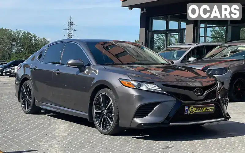 Седан Toyota Camry 2019 2.5 л. Автомат обл. Чернівецька, Чернівці - Фото 1/21