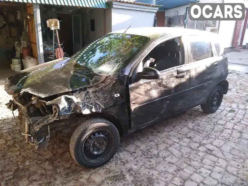 Хэтчбек Chevrolet Aveo 2006 1.5 л. Ручная / Механика обл. Черкасская, Черкассы - Фото 1/6