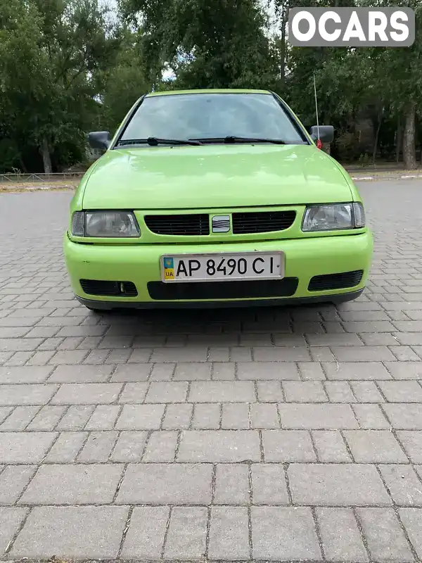 Седан SEAT Cordoba 1995 1.4 л. Ручна / Механіка обл. Запорізька, Запоріжжя - Фото 1/7