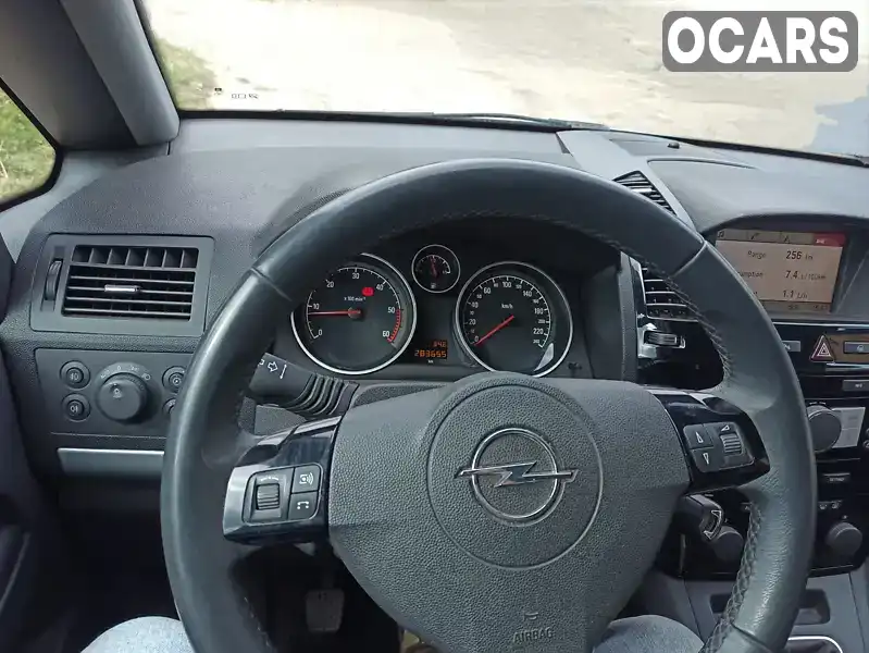 Мінівен Opel Zafira 2010 1.69 л. Ручна / Механіка обл. Волинська, Нововолинськ - Фото 1/21