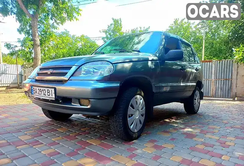 Позашляховик / Кросовер Chevrolet Niva 2006 1.7 л. Ручна / Механіка обл. Кіровоградська, Новомиргород - Фото 1/11