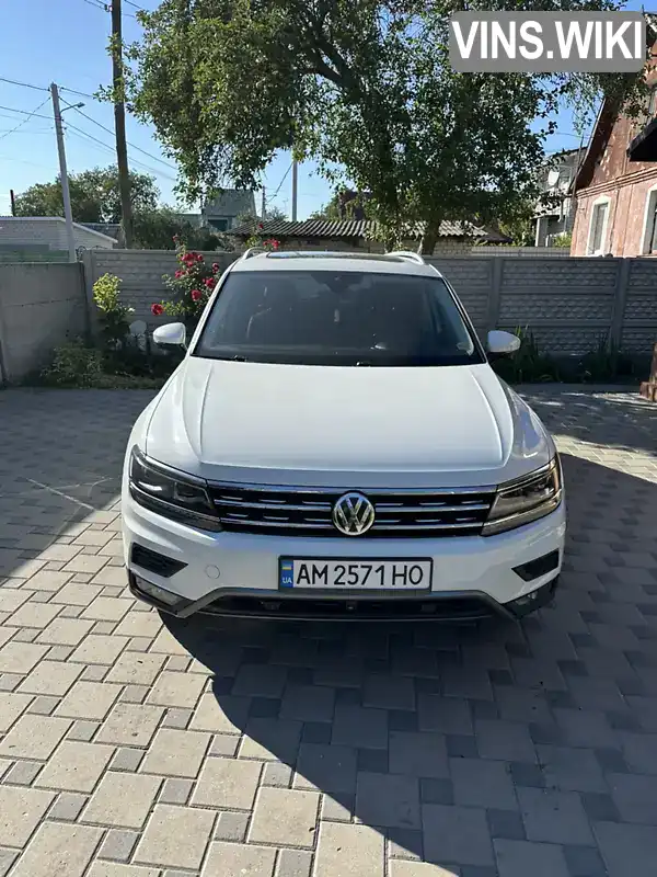 Внедорожник / Кроссовер Volkswagen Tiguan 2018 1.99 л. Автомат обл. Житомирская, Житомир - Фото 1/20