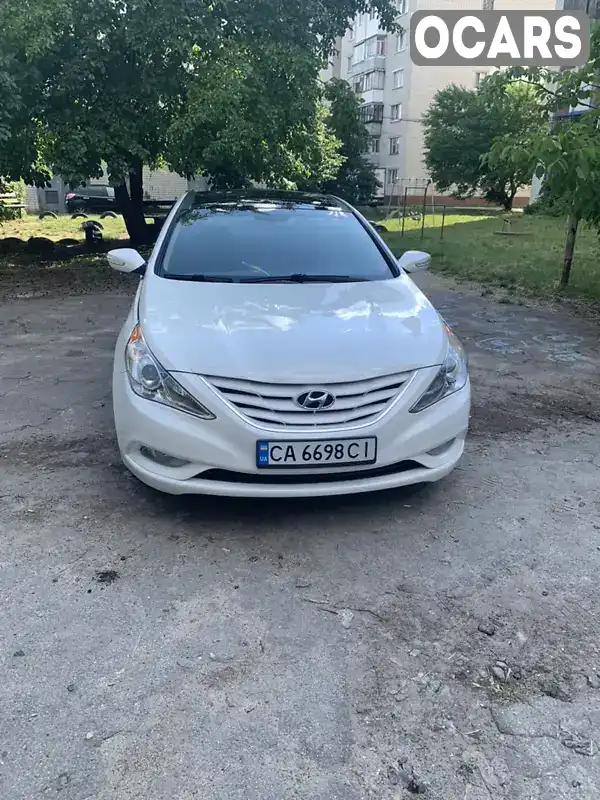 Седан Hyundai Sonata 2011 2 л. Автомат обл. Черкаська, Черкаси - Фото 1/12