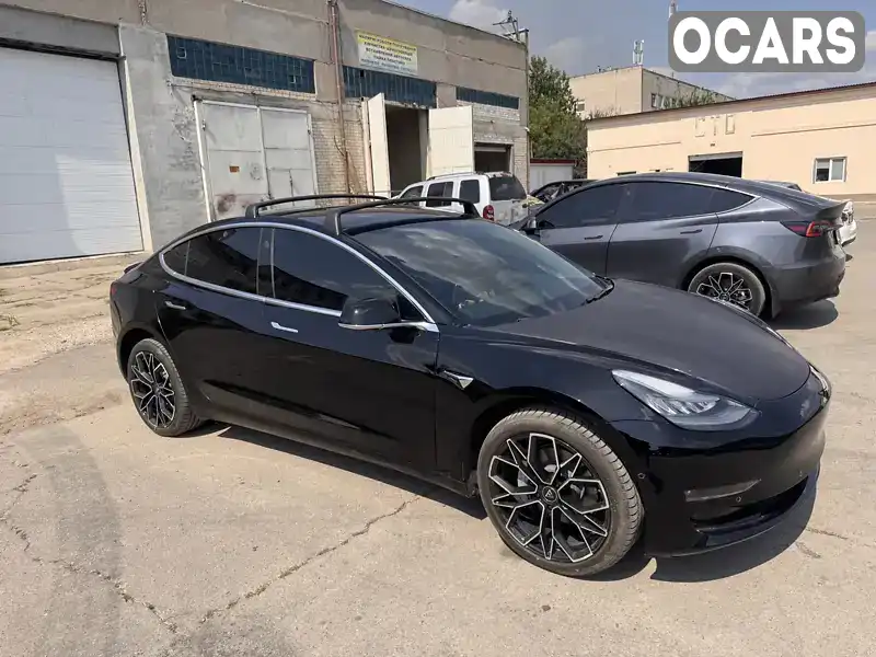 Седан Tesla Model 3 2018 null_content л. обл. Миколаївська, Миколаїв - Фото 1/9