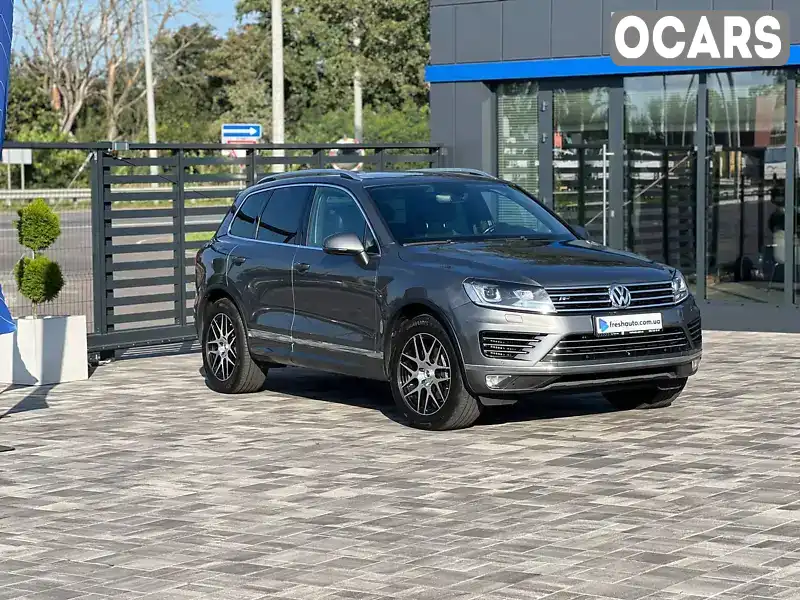 Внедорожник / Кроссовер Volkswagen Touareg 2016 3 л. Автомат обл. Ровенская, Ровно - Фото 1/21