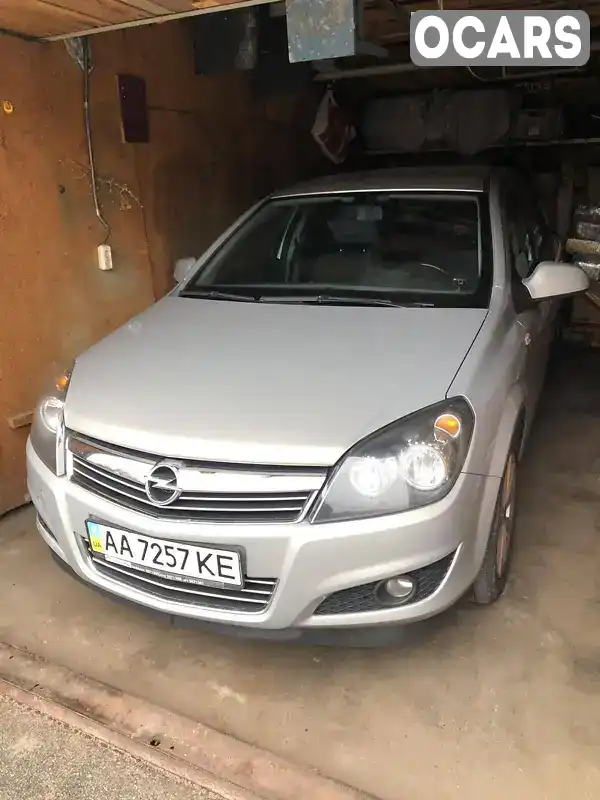 Універсал Opel Astra 2010 1.6 л. Ручна / Механіка обл. Київська, Київ - Фото 1/21