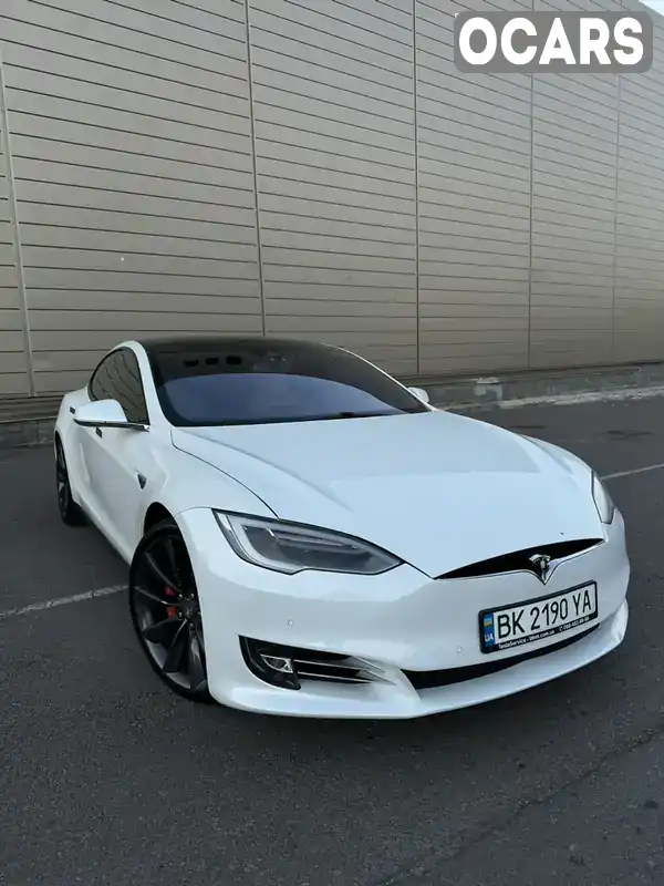 Ліфтбек Tesla Model S 2015 null_content л. обл. Рівненська, Рівне - Фото 1/21