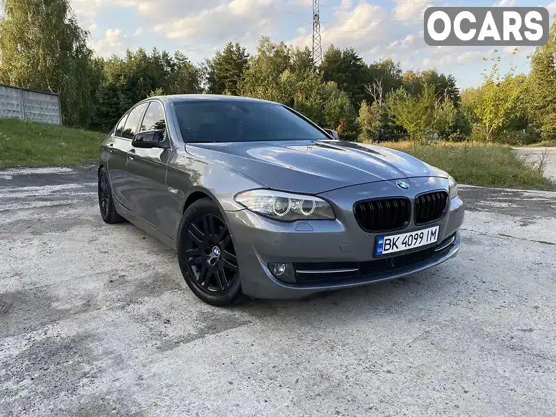 Седан BMW 5 Series 2010 2 л. Автомат обл. Рівненська, Вараш (Кузнецовськ) - Фото 1/21