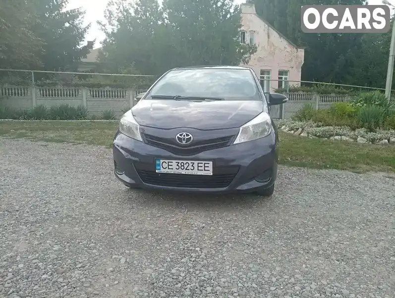 Хетчбек Toyota Yaris 2012 1.3 л. Ручна / Механіка обл. Чернівецька, Чернівці - Фото 1/19