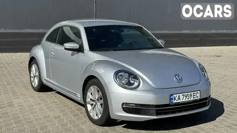 Хетчбек Volkswagen Beetle 2014 2 л. Автомат обл. Київська, Київ - Фото 1/15