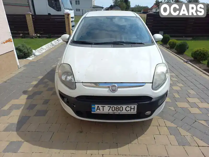 Хетчбек Fiat Punto 2010 1.25 л. Ручна / Механіка обл. Івано-Франківська, Калуш - Фото 1/21