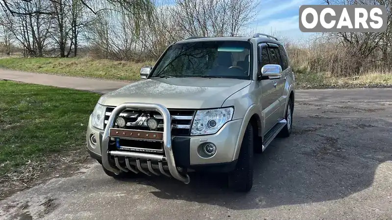 Позашляховик / Кросовер Mitsubishi Pajero 2008 2.97 л. Автомат обл. Київська, Бровари - Фото 1/20