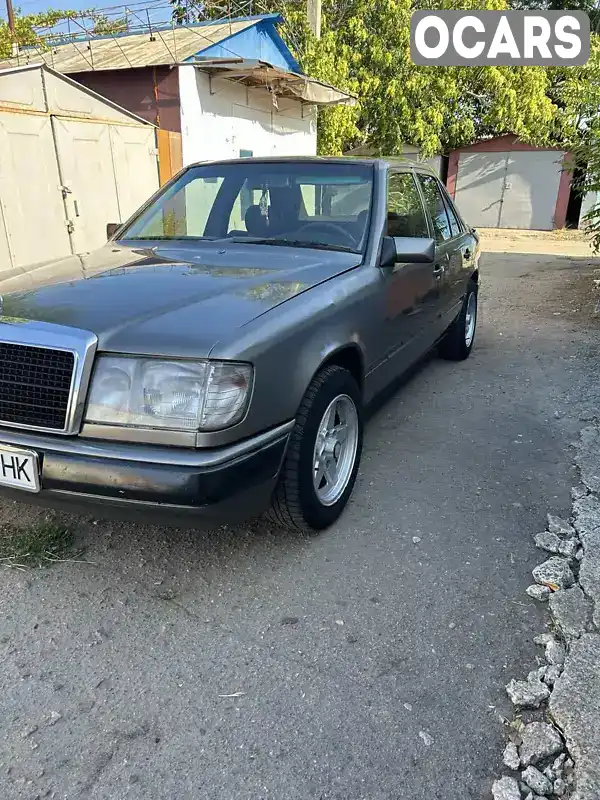 Седан Mercedes-Benz E-Class 1985 2.3 л. Ручна / Механіка обл. Одеська, Одеса - Фото 1/9