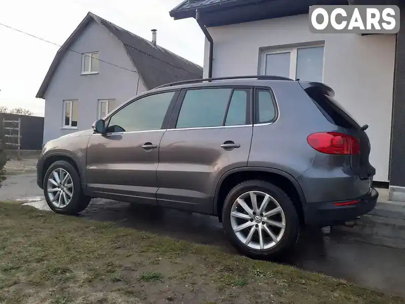 Позашляховик / Кросовер Volkswagen Tiguan 2012 1.97 л. Ручна / Механіка обл. Хмельницька, Славута - Фото 1/21