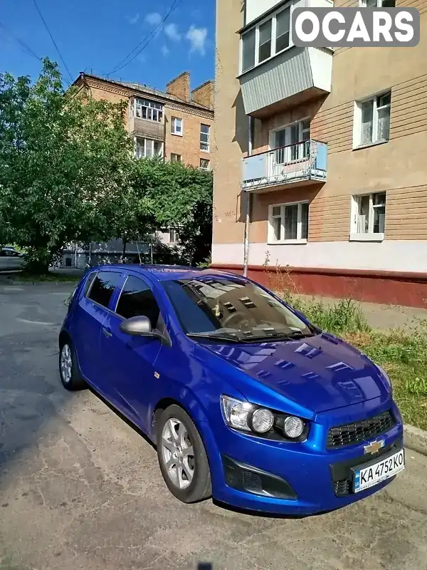 Хетчбек Chevrolet Aveo 2013 1.23 л. Ручна / Механіка обл. Київська, Київ - Фото 1/9