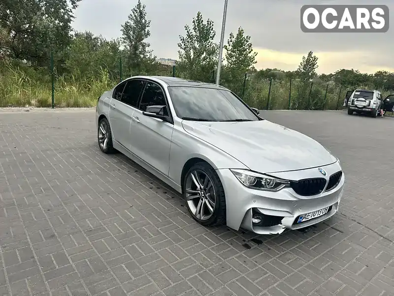 WBA8B9G51HNU09736 BMW 3 Series 2016 Седан 2 л. Фото 2