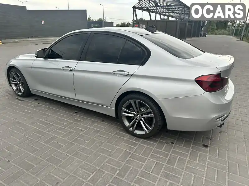 WBA8B9G51HNU09736 BMW 3 Series 2016 Седан 2 л. Фото 4