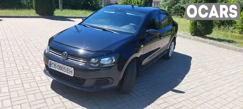 Седан Volkswagen Polo 2012 1.6 л. Ручна / Механіка обл. Чернігівська, Прилуки - Фото 1/21