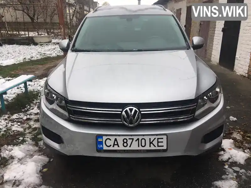 WVGAV7AX7GW519785 Volkswagen Tiguan 2015 Позашляховик / Кросовер 1.98 л. Фото 1