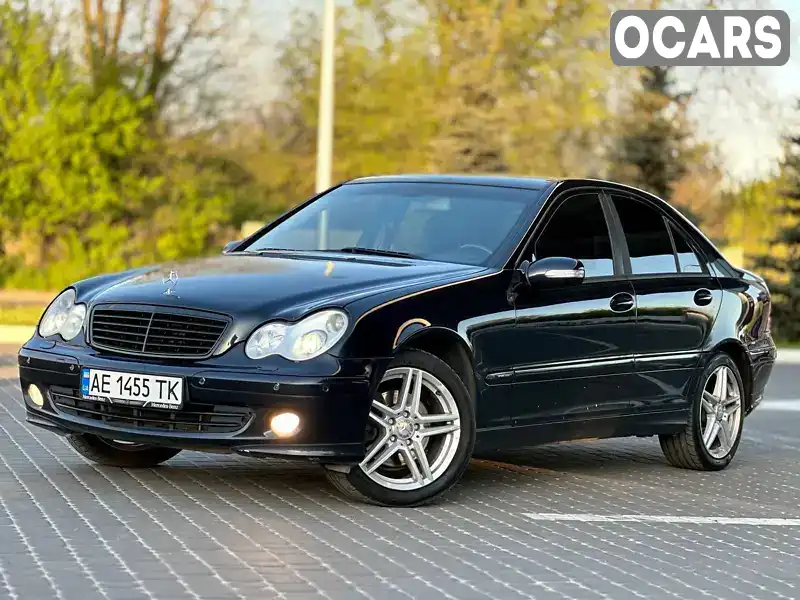 Седан Mercedes-Benz C-Class 2005 3 л. Автомат обл. Дніпропетровська, Кам'янське (Дніпродзержинськ) - Фото 1/8