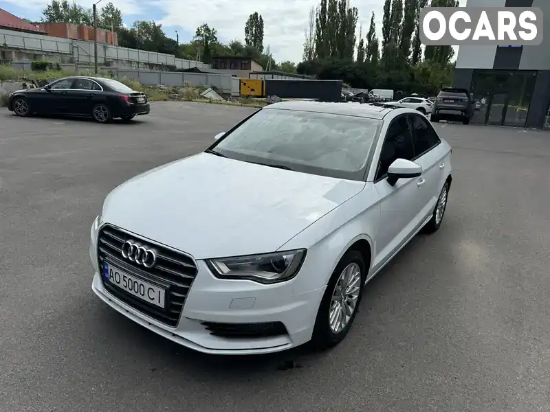 Седан Audi A3 2016 1.97 л. Автомат обл. Закарпатська, Ужгород - Фото 1/21