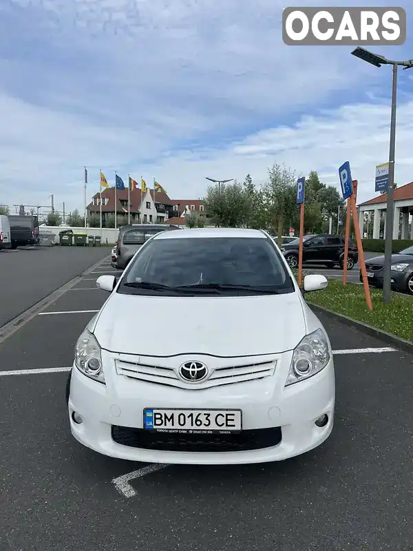 Хетчбек Toyota Auris 2011 1.6 л. Автомат обл. Івано-Франківська, Івано-Франківськ - Фото 1/4