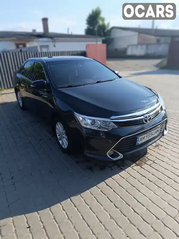 Седан Toyota Camry 2016 2.49 л. Автомат обл. Рівненська, Рокитне - Фото 1/10