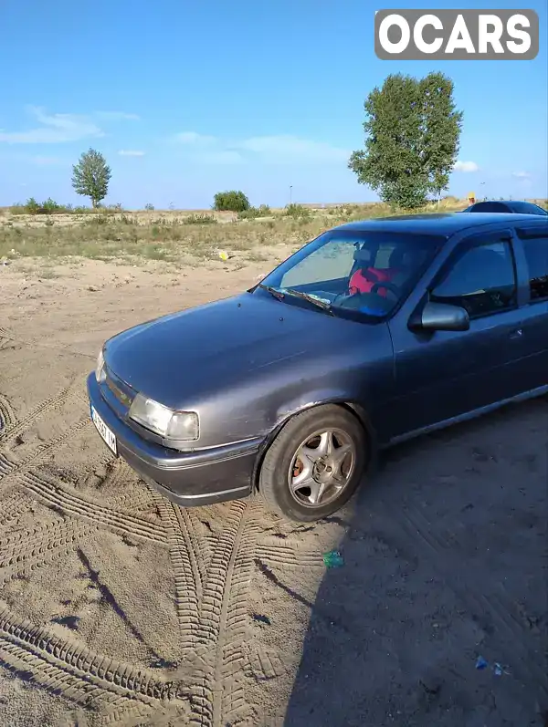 Седан Opel Vectra 1989 2 л. Автомат обл. Черкаська, Черкаси - Фото 1/4