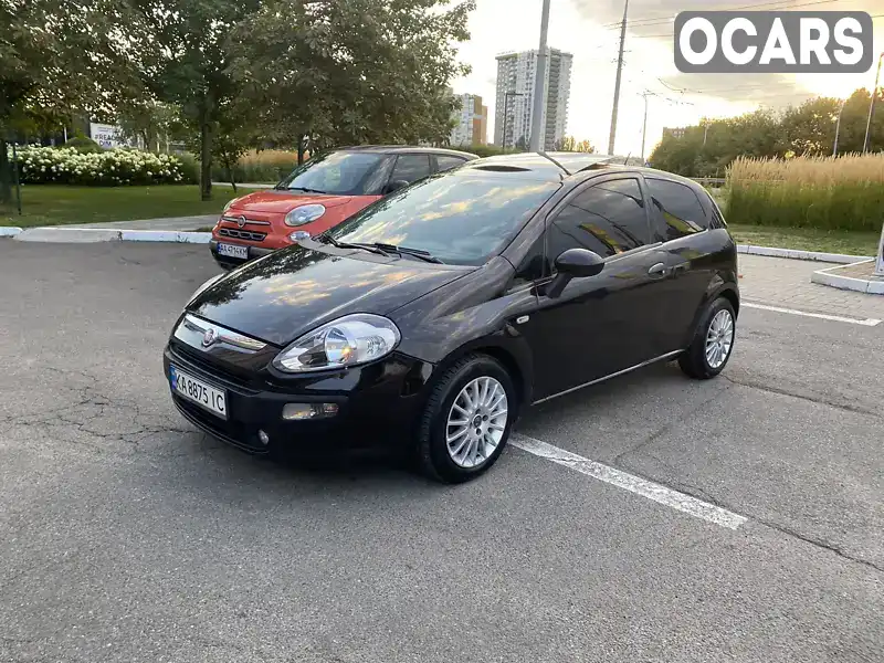 Хетчбек Fiat Punto 2010 1.3 л. Ручна / Механіка обл. Київська, Київ - Фото 1/21